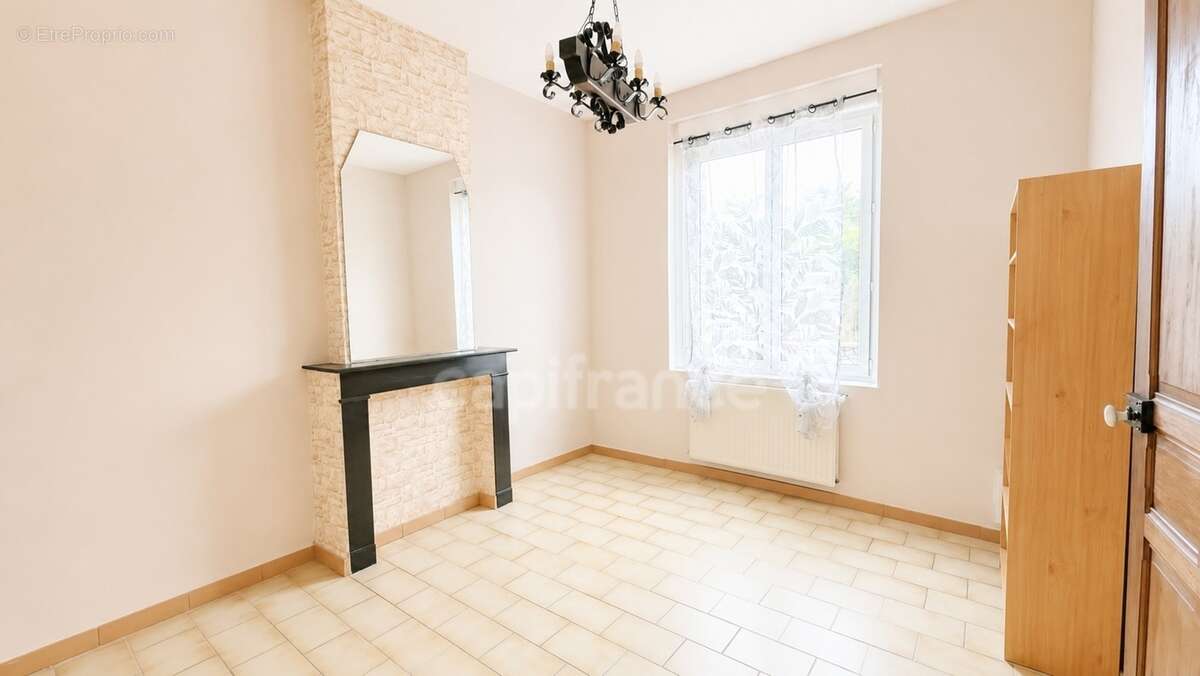 Maison 90 m² avec jardin, terrasse, garage et grenier aménageable – Anzin - photo 2