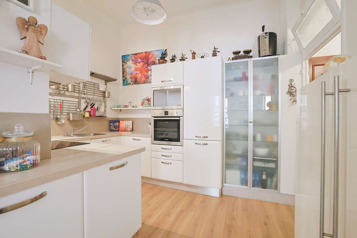 Appartement à HYERES
