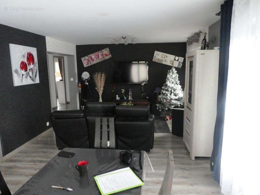 Maison à LOCMALO