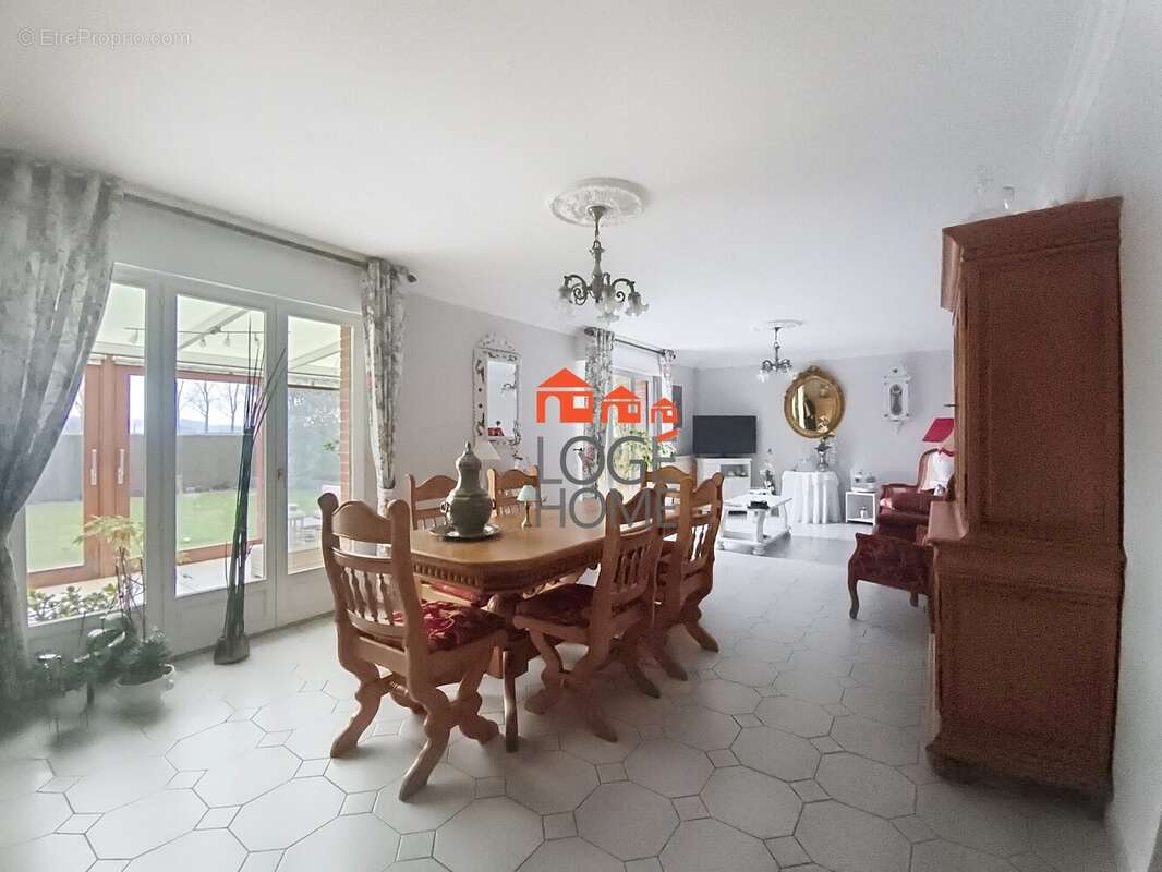 Maison à AMETTES