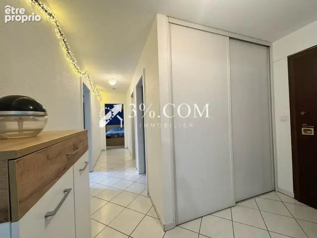 3%COM Beau F3 avec 2 balcons  et double garage - photo 13