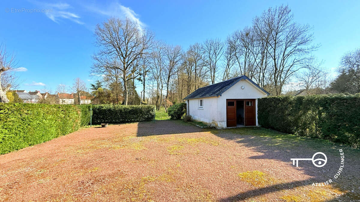 Maison à NEUNG-SUR-BEUVRON
