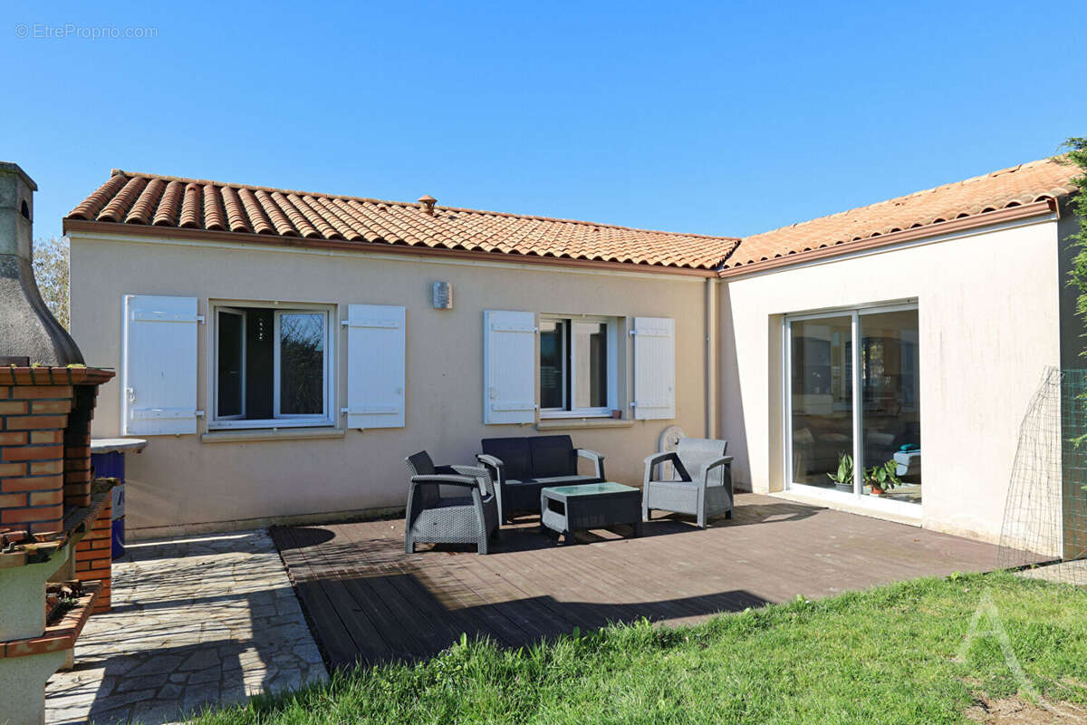 Maison à ROCHESERVIERE