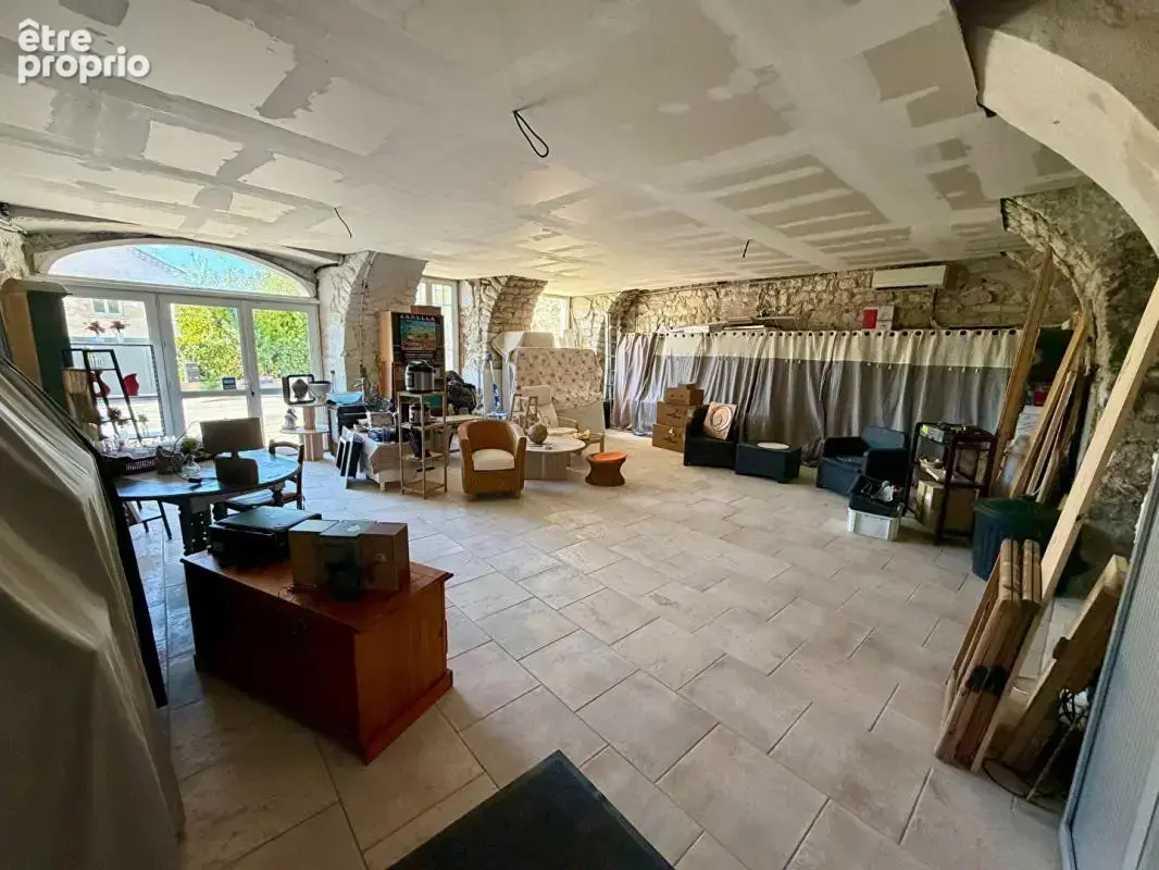 Maison de village avec deux logements et local aménageable - photo 14