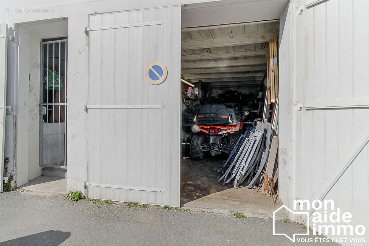 Parking 15 m² à Dolus-D'oleron  - photo 3