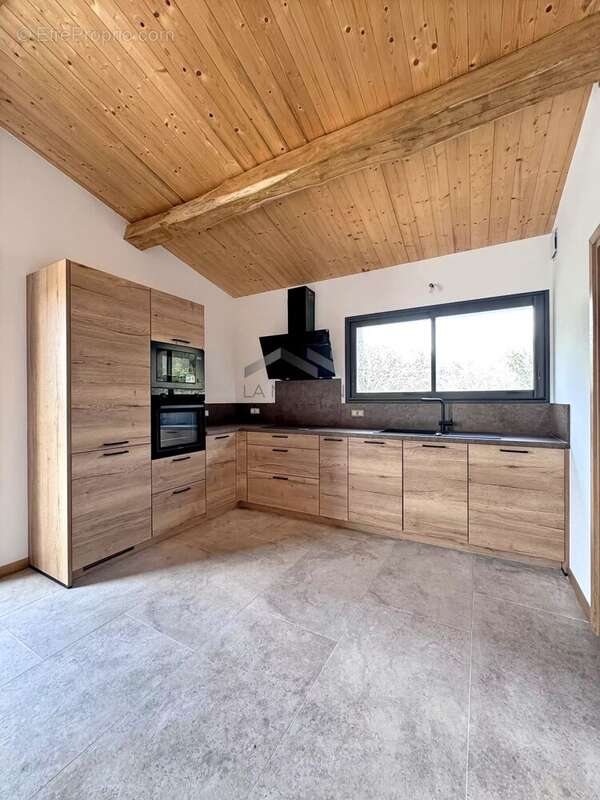 Maison à SOTTA