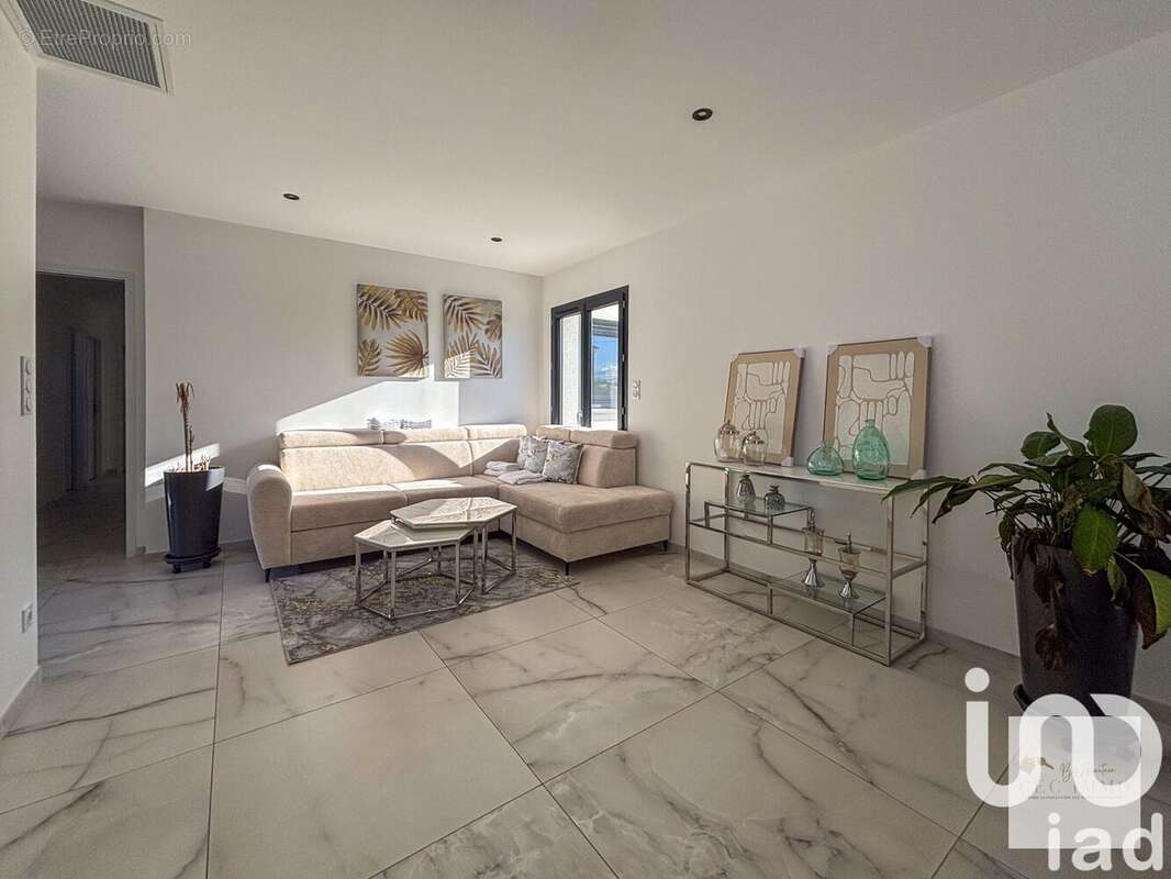 Maison 135 m² à Canohes  - photo 6