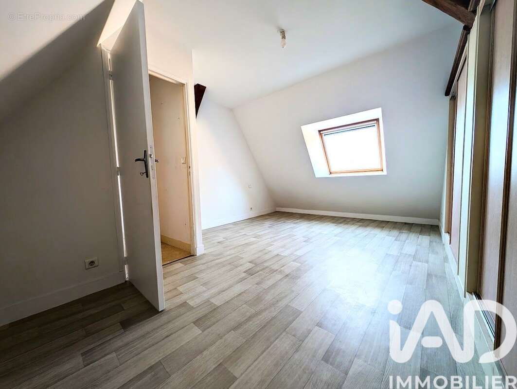 Photo 8 - Maison à TUFFE