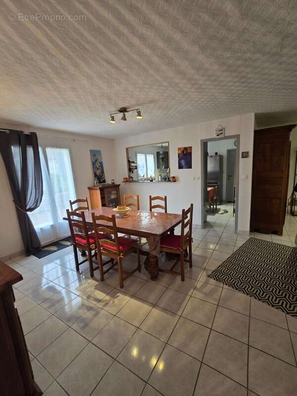 Maison à MAREUIL-SUR-LAY-DISSAIS