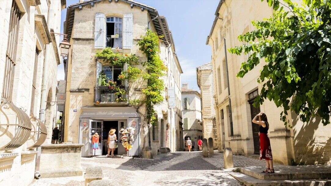 Appartement à UZES