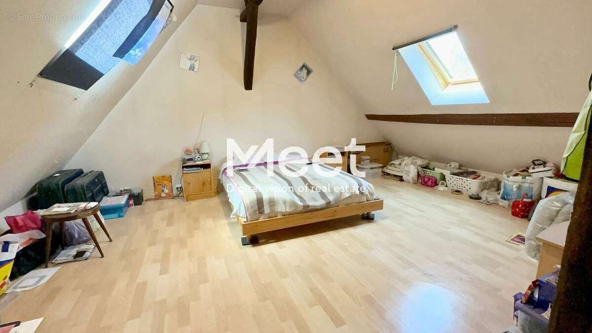 Appartement à TOUCY