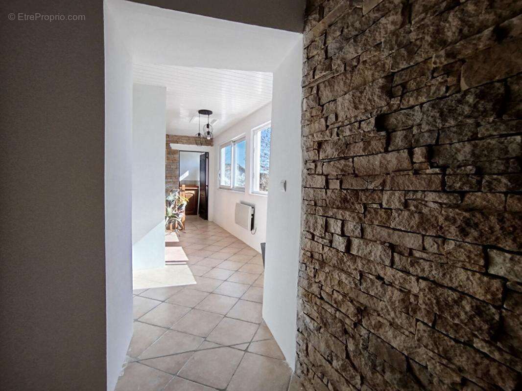 Maison à CHASSIGNOLLES