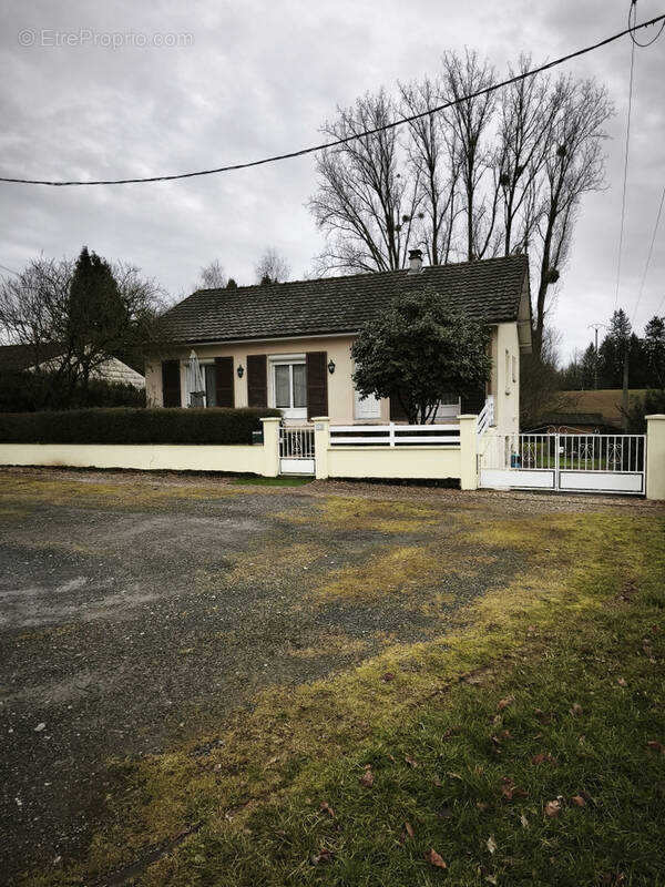 Appartement à LA MEYZE