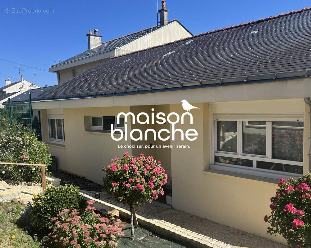 Maison à FONTEVRAUD-L&#039;ABBAYE