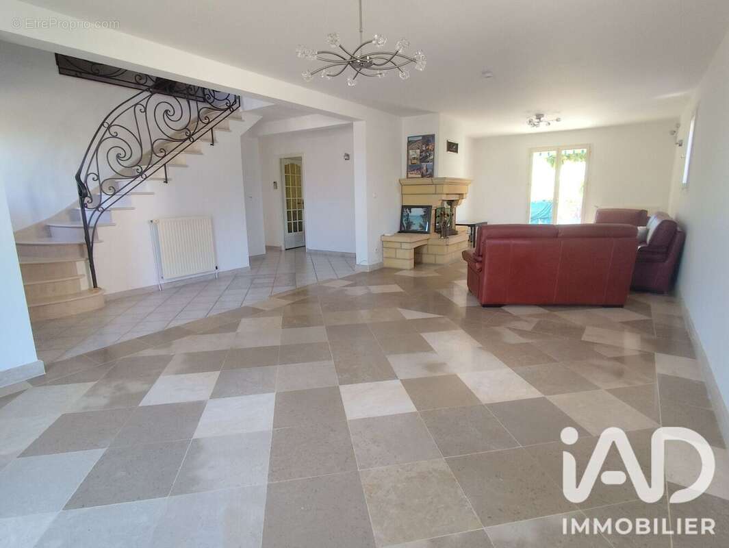 Maison 141 m² à Ingre  - photo 2