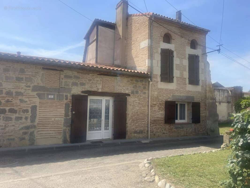 Maison à CLAIRAC