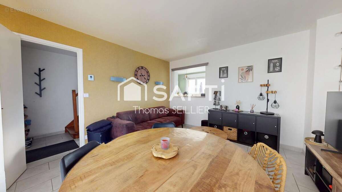 Photo 2 - Maison à CROIX