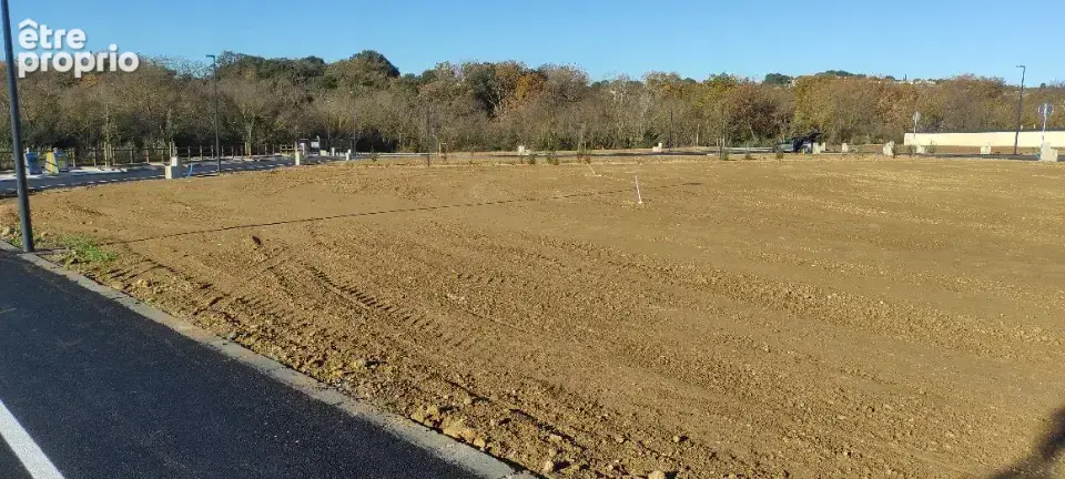 Terrain à MAGALAS