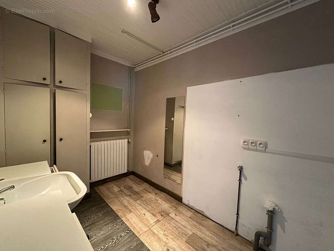 Maison à COMMEQUIERS