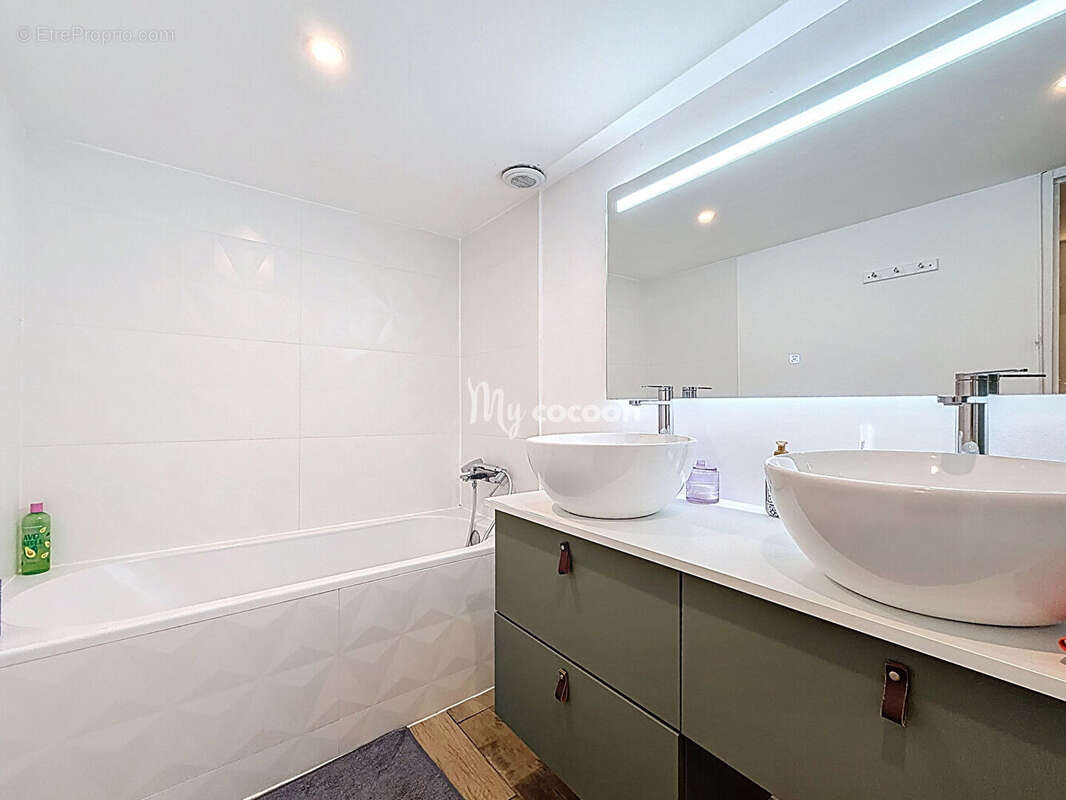 Appartement à LYON-1E