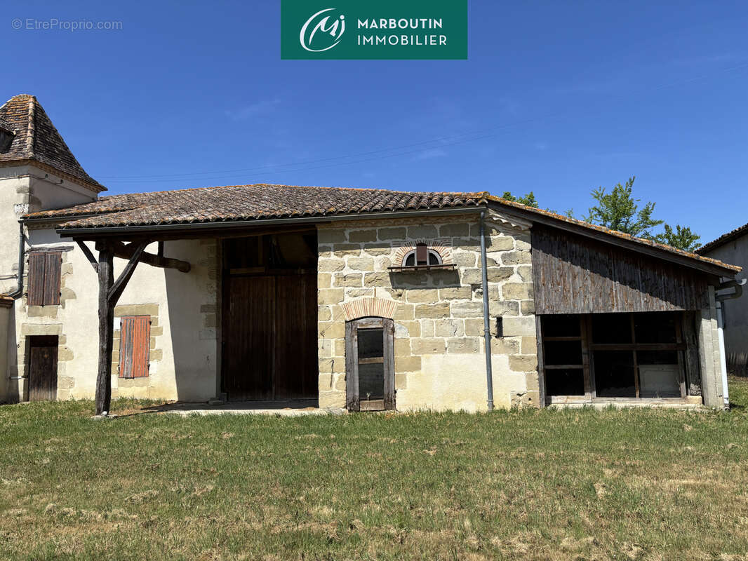 Maison à BRUGNAC