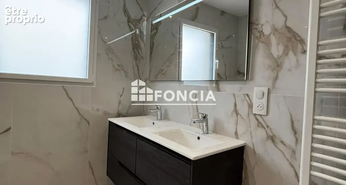 Maison 138 m² à Chauray  - photo 10