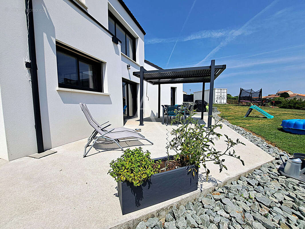 Maison à LA MEILLERAIE-TILLAY