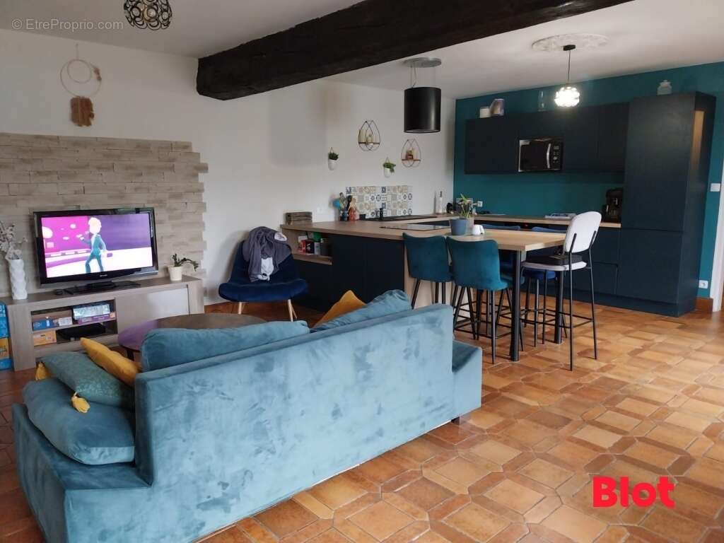 Maison à CHATILLON-EN-VENDELAIS
