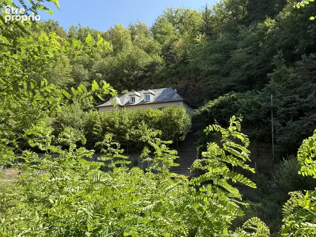Grande maison sur sous-sol ancienne pisciculture - photo 2