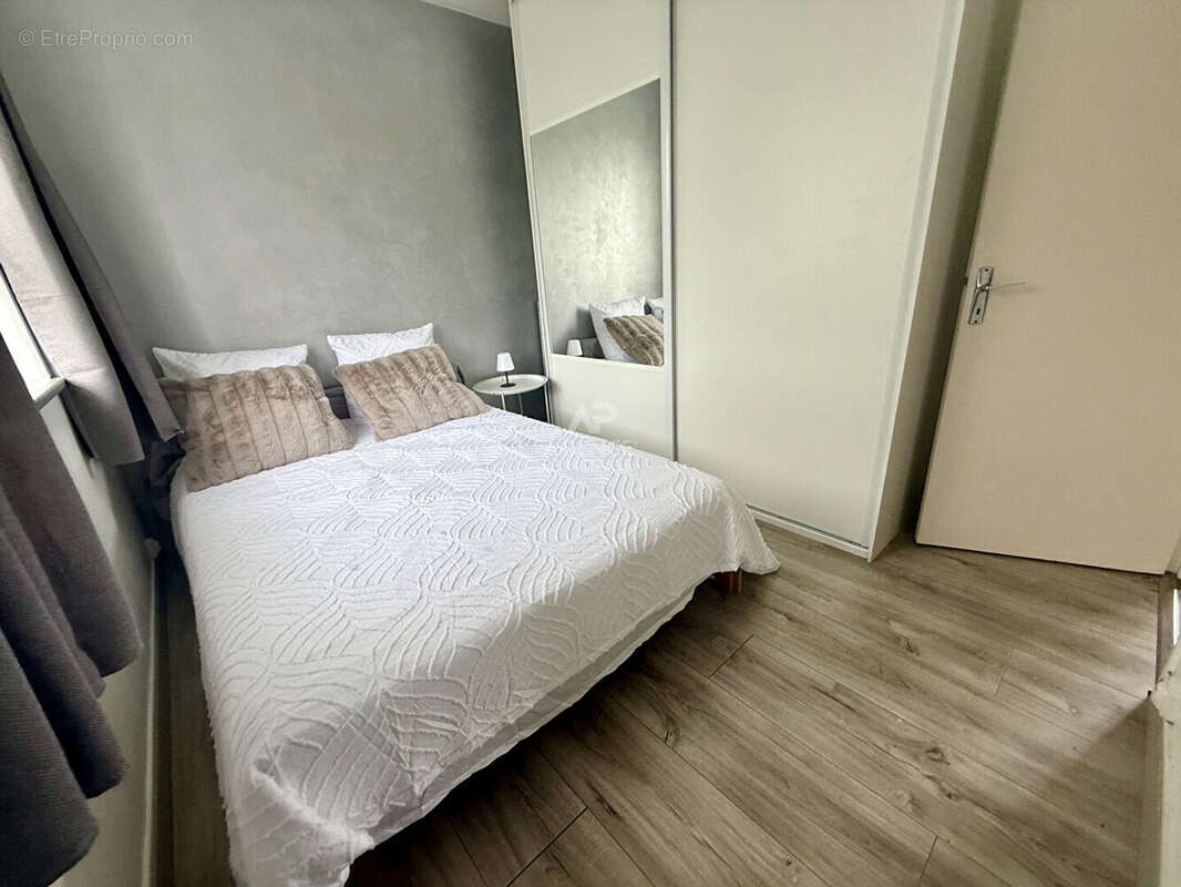 Appartement Poissy 3 pièce(s) 47 m2 - photo 8