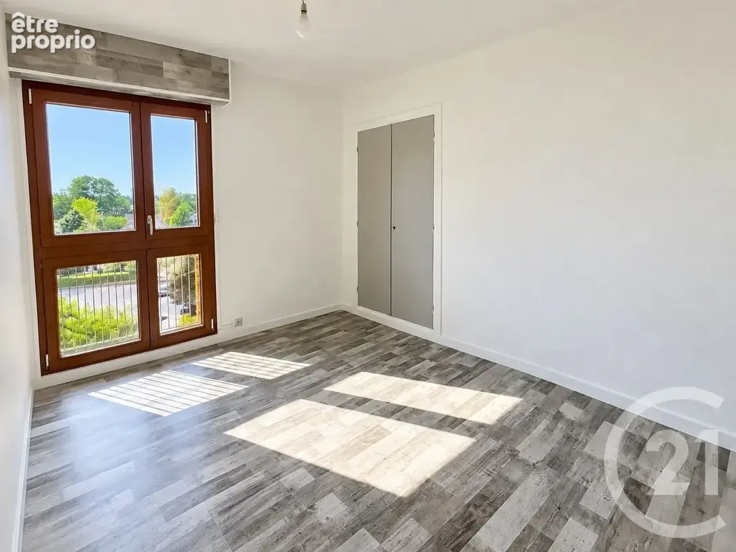 Appartement 4 pièces 72 m² à vendre à Chalons-En-Champagne (51000) - photo 8