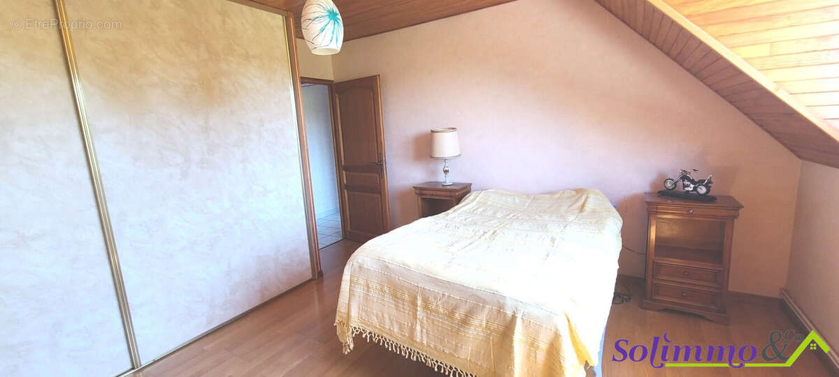 Maison à LES ABRETS