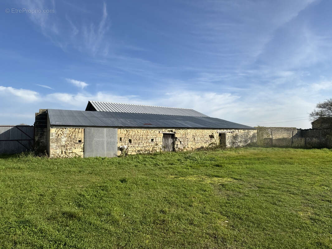 Maison à SAINT-CYR-LA-LANDE