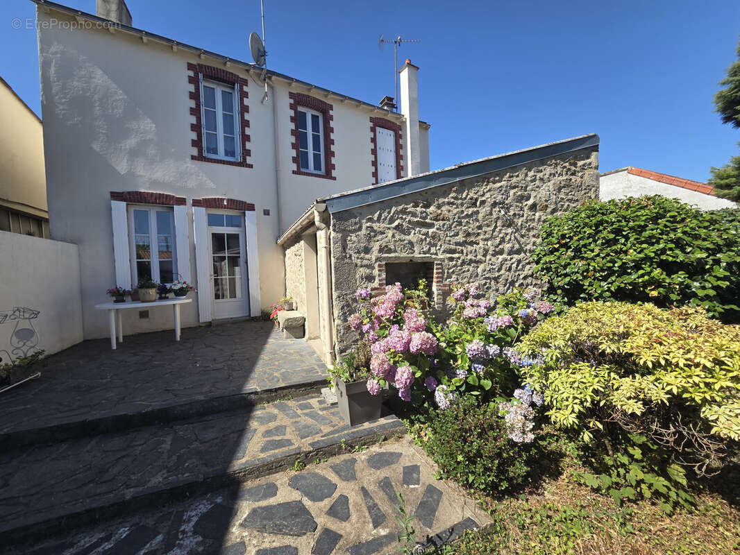 Hyper centre les herbiers ! maison 4 chbres - photo 2