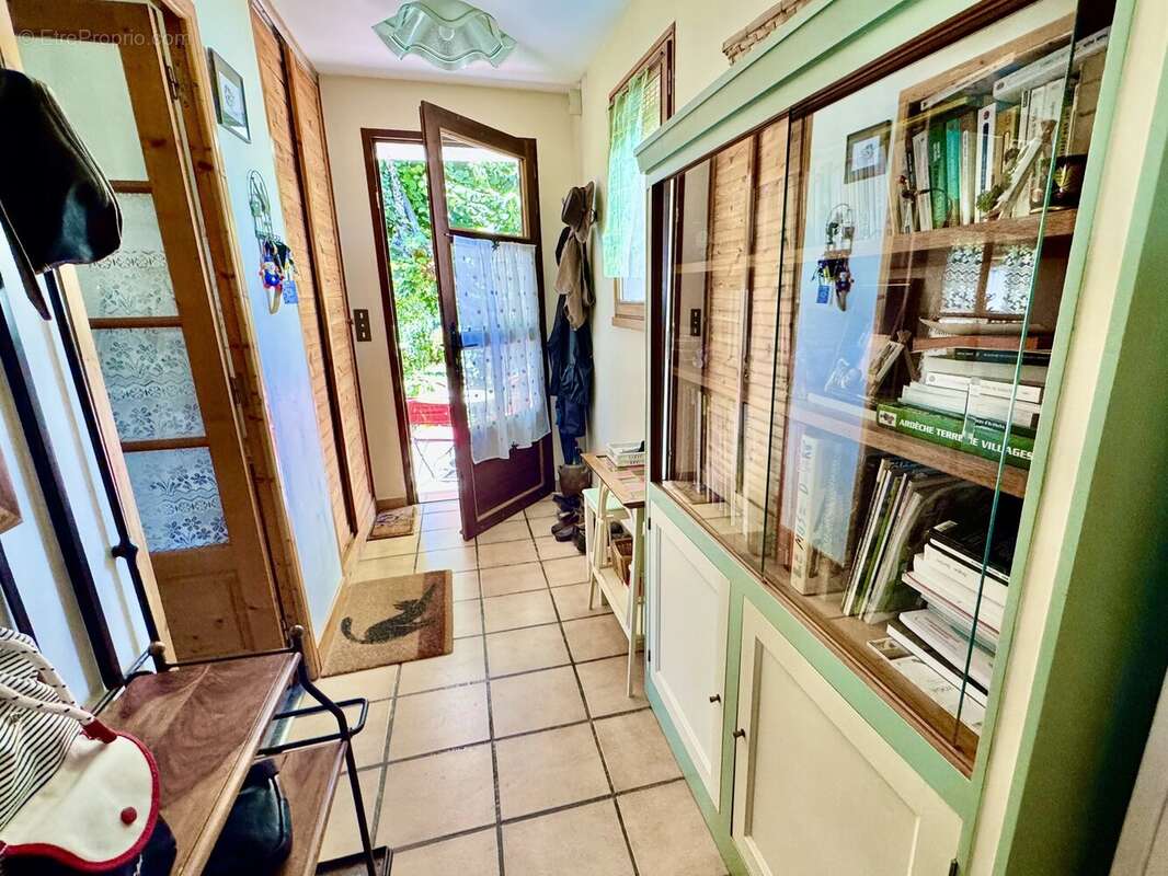 Charmante maison de village avec jardin, à proximité de Rieupeyroux - photo 6