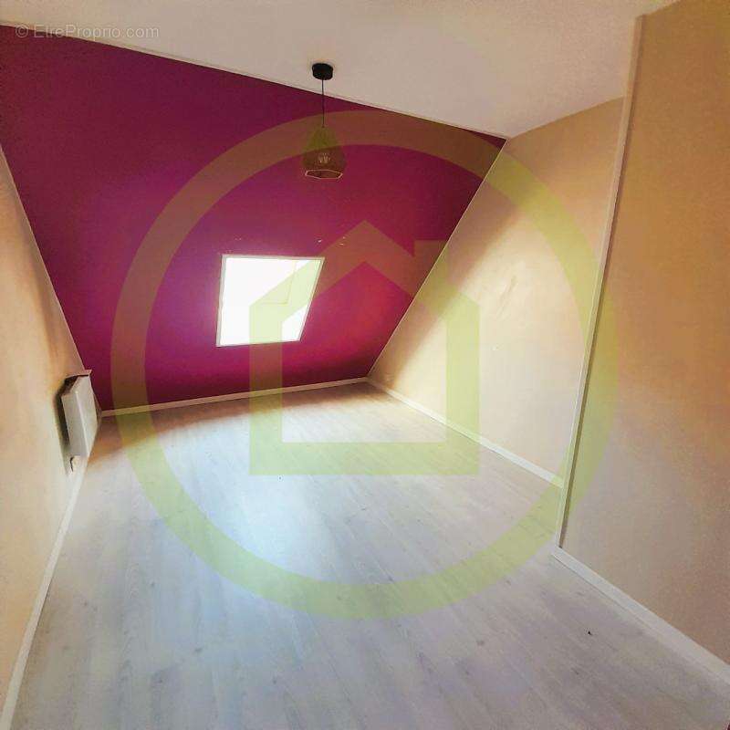 Maison à LA COTE-SAINT-ANDRE