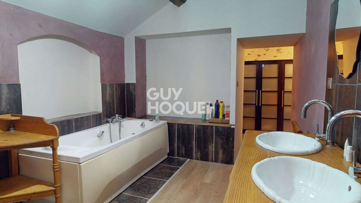 Maison à BEAUMOTTE-AUBERTANS