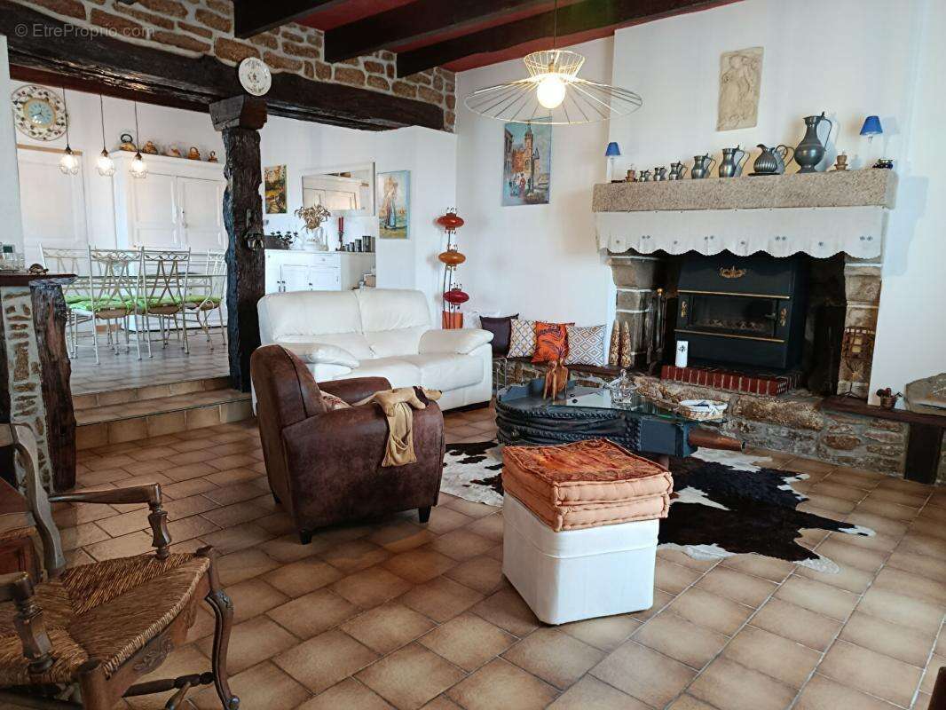 Maison à LE FAOUET