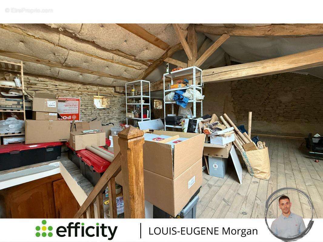 Maison à SAINT-JEAN-DE-SAUVES