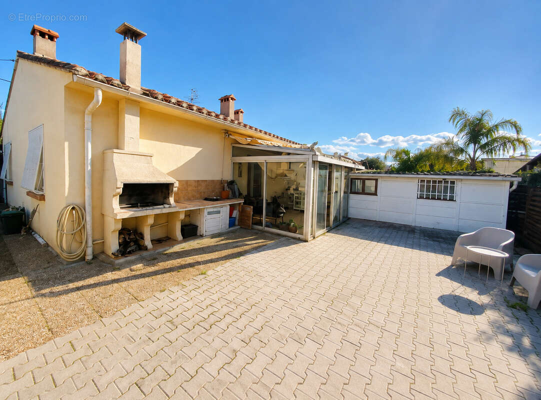 Maison à BAGES