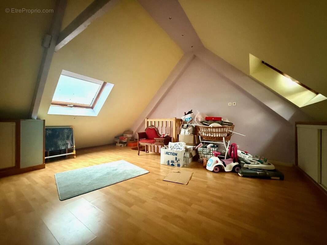 Appartement à OYE-PLAGE