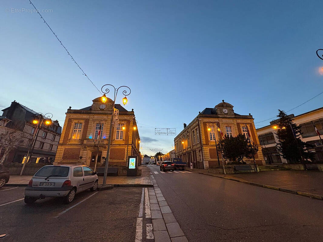 Commerce à SAINT-ROMAIN-DE-COLBOSC