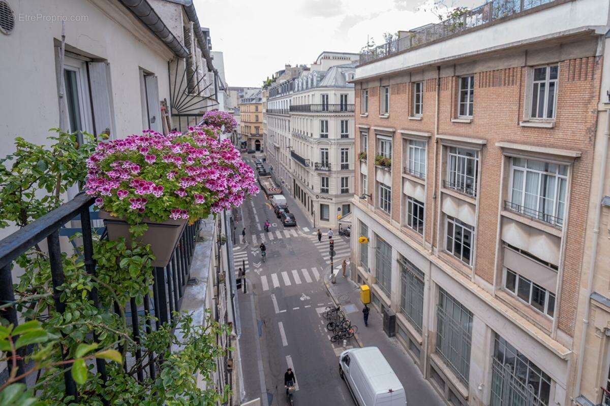 Appartement à PARIS-9E