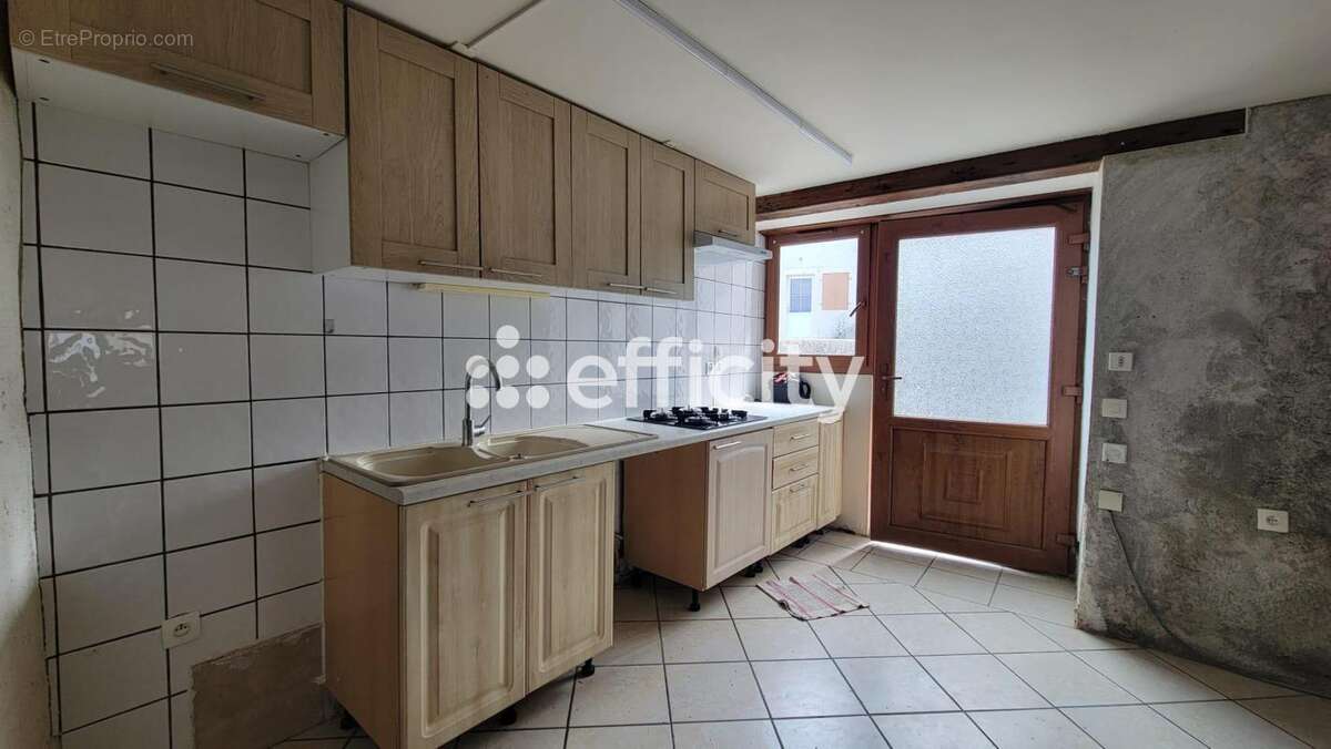 Maison 140 m² à Vulbens  - photo 5