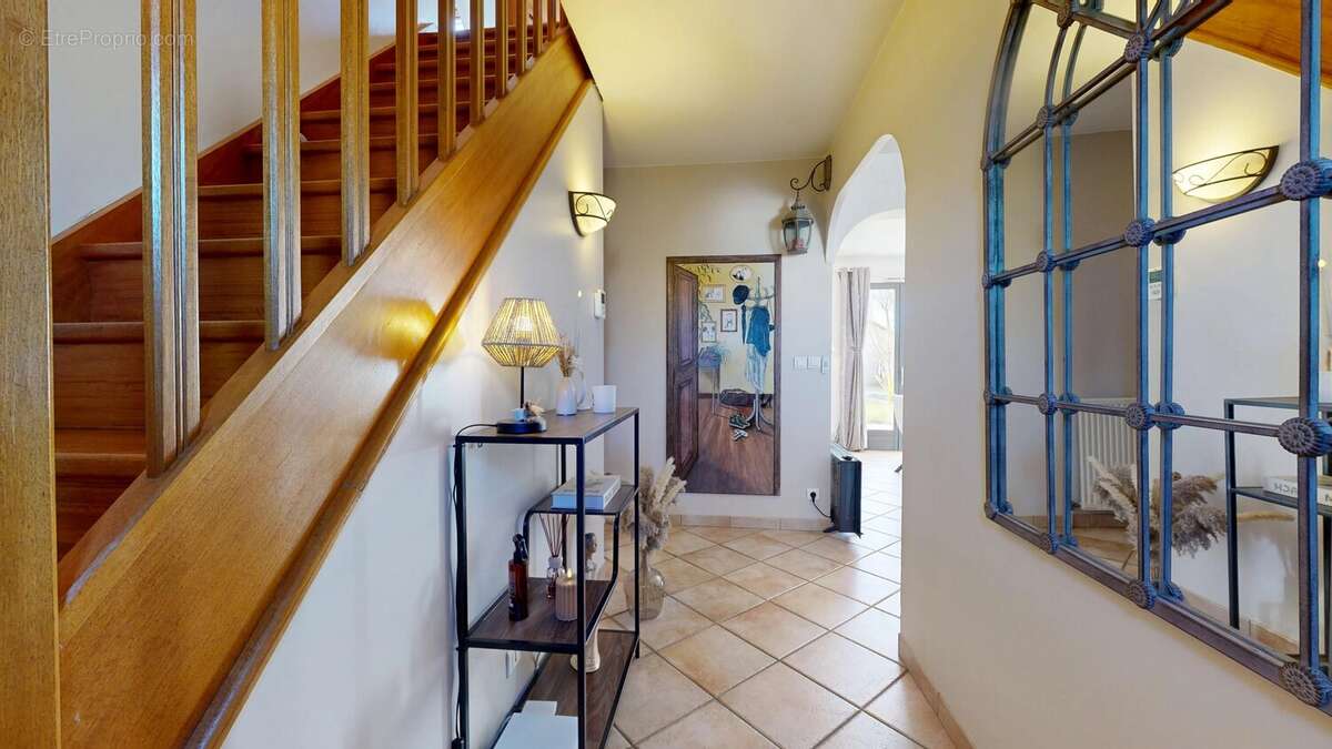 Maison à MAREUIL-LES-MEAUX