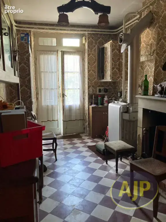Exceptionnel, maison de 160m2 plein centre avec dépendance grange, atelier et jardin sur Cissac Médoc - photo 3
