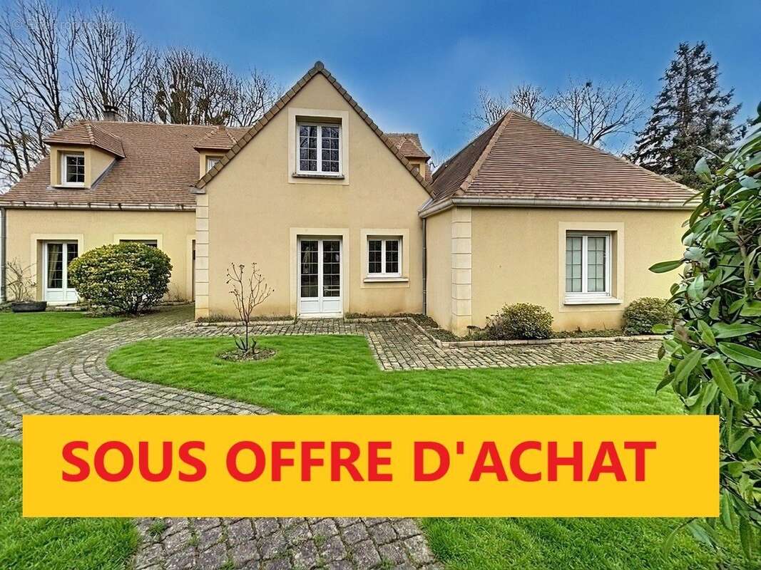 Maison à CHATEAUFORT
