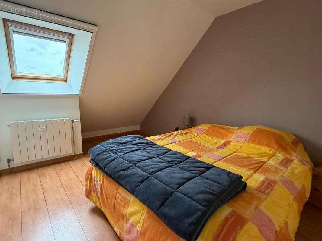 Maison à SARGE-LES-LE-MANS