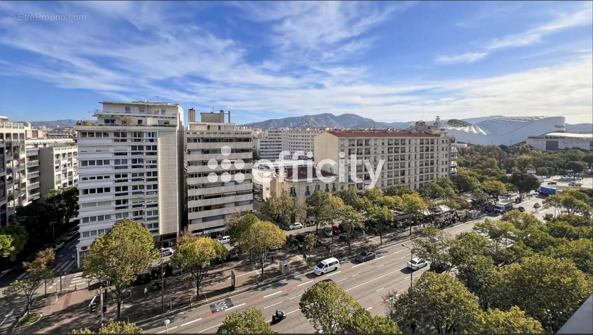 Appartement à MARSEILLE-8E