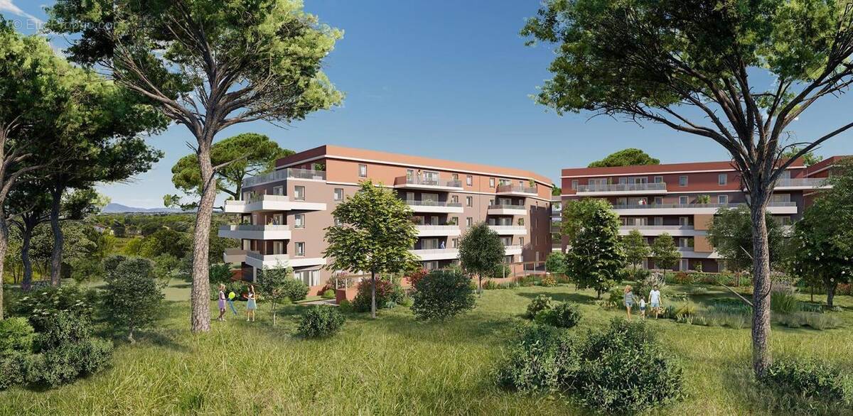 Appartement à FREJUS